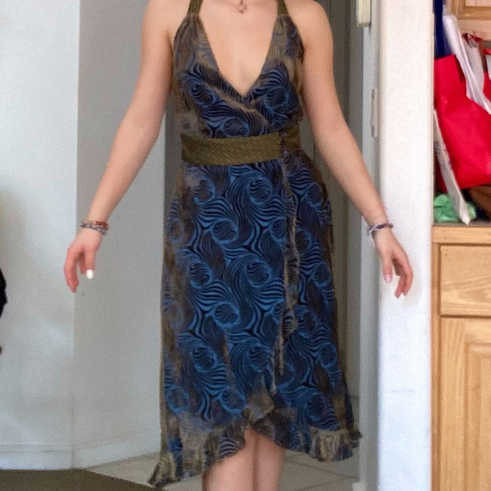 Blue and Gold V-Neck Phoebe Dress